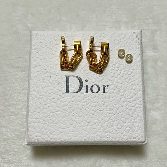 Authentic Balenciaga B Chain Earrings in GHW - Picture 4 of 10